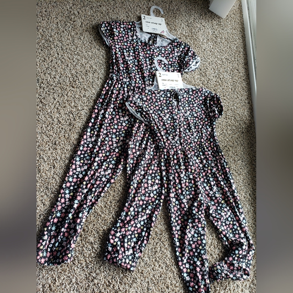 One Step Up Girls flower print medium(5/6) small(4) pajamas/sleepwear